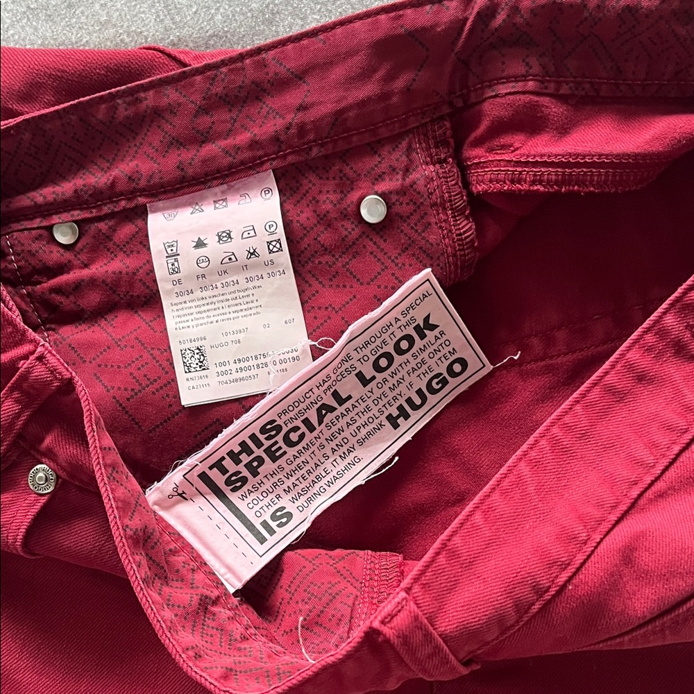 Men’s Hugo Boss Red Jeans - Picture 4 of 4